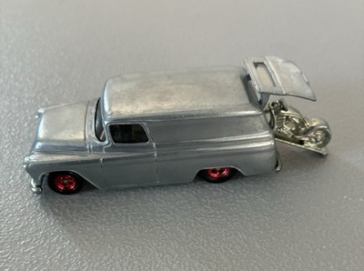 HOT WHEELS CUSTOMIZED 1955 CHEVROLET PANEL VAN With Red HUB/REAL RIDERS