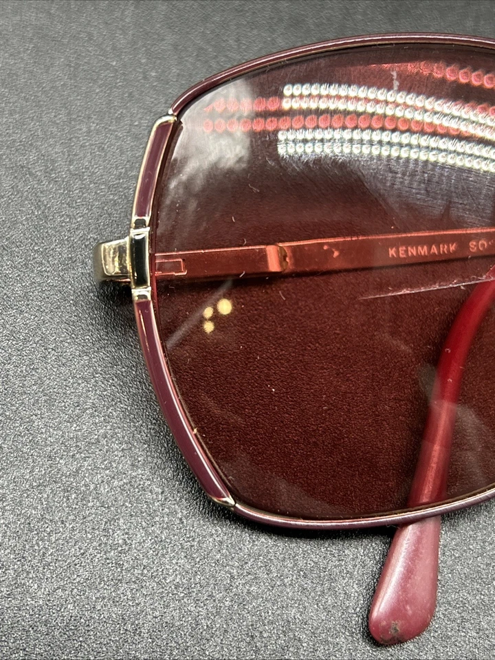 Monturas de gafas vintage para mujer años 70 tono dorado Kenmark  Foto 2 de 4