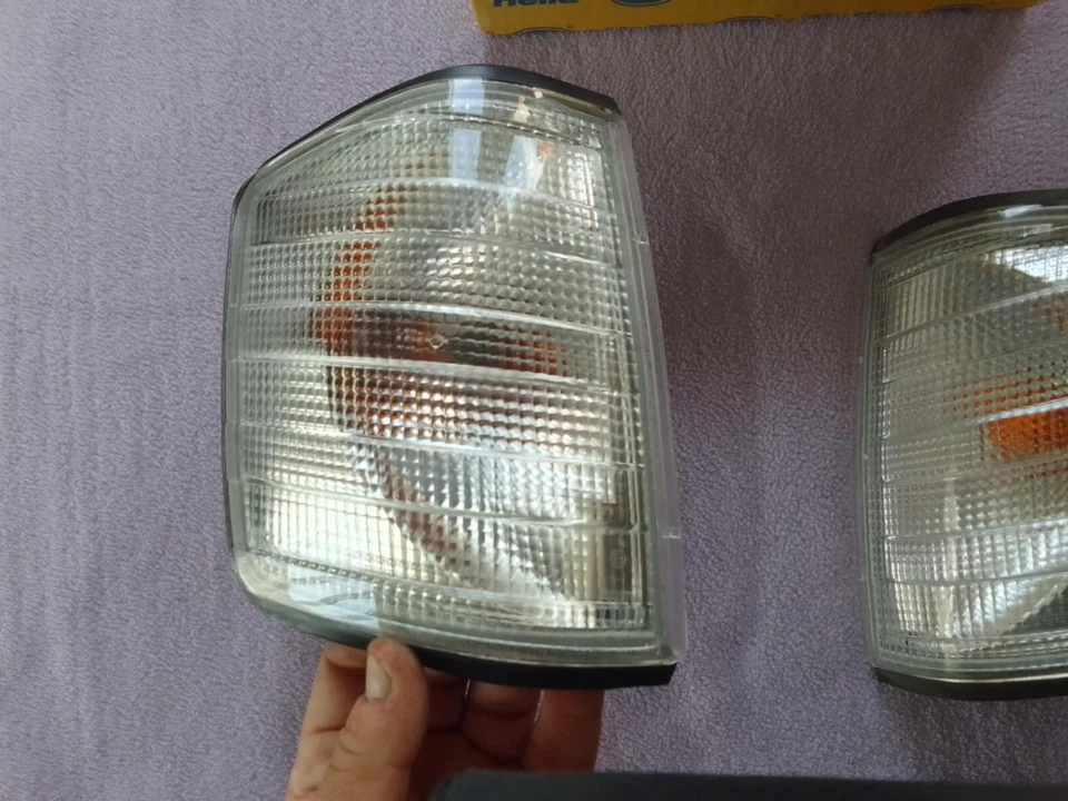 Indicador de giro nuevo Mercedes Benz w201 190E 190d Hella Foto 4 de 4