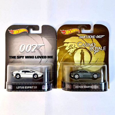 Hot Wheels James Bond 007 Aston Martin/Lotus Esprit Retro Entertainment Lot of 2