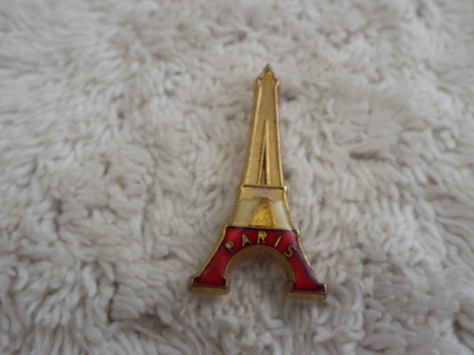 Eiffel Tower Paris Pin (C3)