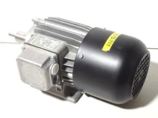 LENZE D-32696 13.530.65.1.3.0 GEAR DRIVE MOTOR NEW 