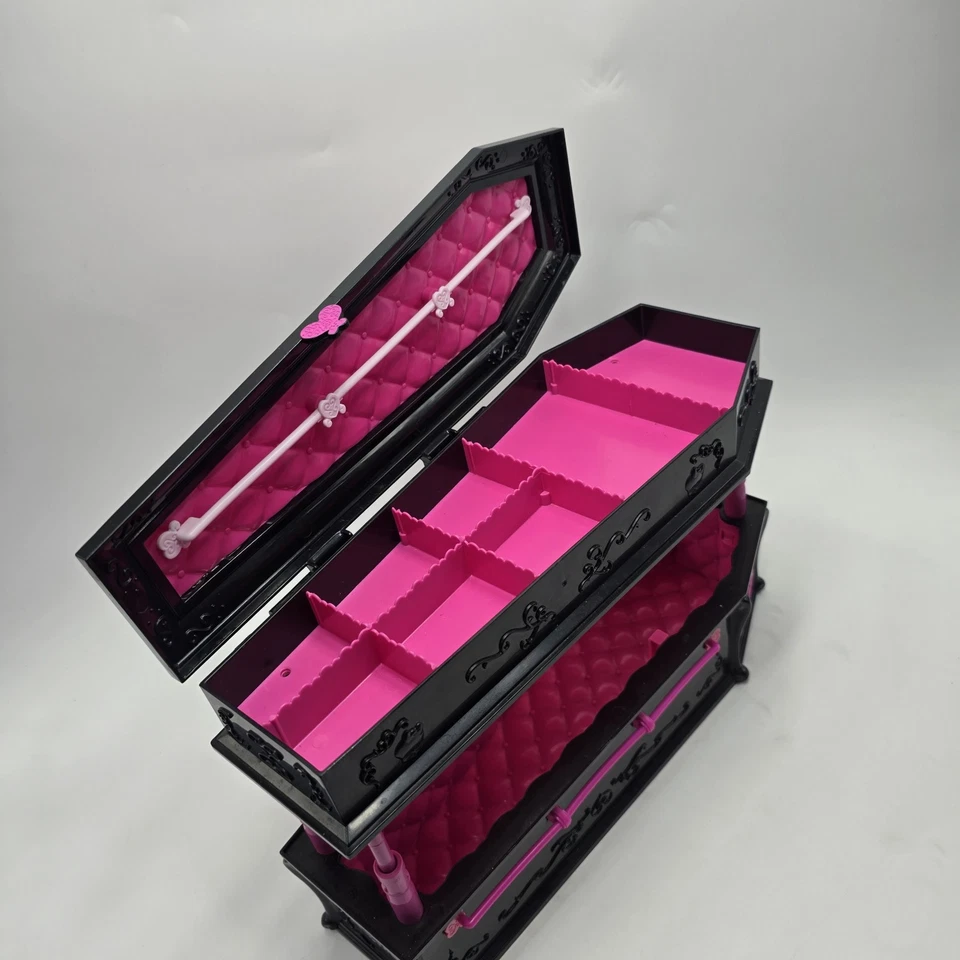 Joyero Monster High Dead Tired Draculaura y ataúd casi completo Mattel Foto 4 de 4