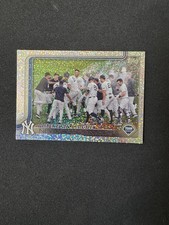 New York Yankees 2025 Topps Series 1 Celebration Mega Confetti Parallel SP