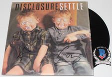 DISCLOSURE GUY HOWARD LAWRENCE SIGNED 'SETTLE' ALBUM VINYL RECORD BECKETT COA DJ