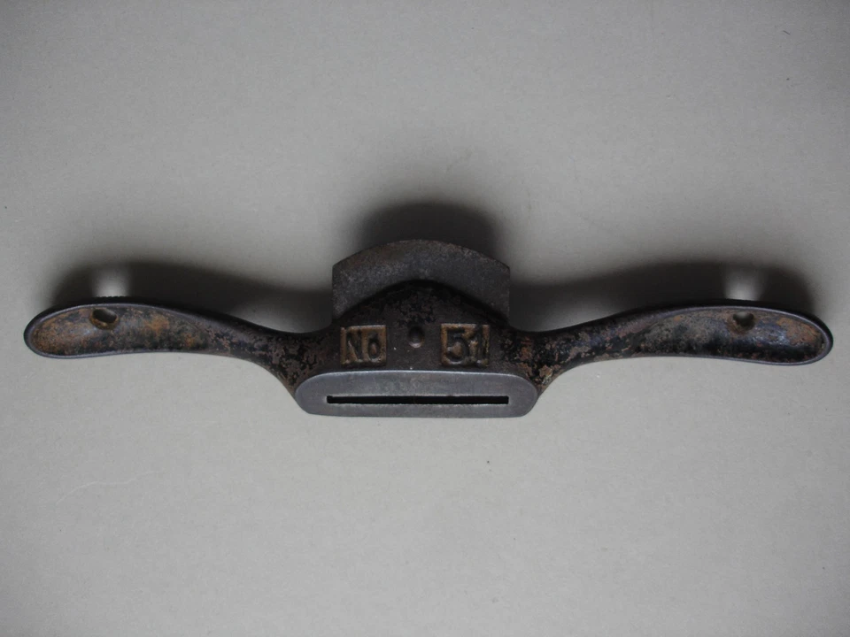 Vintage STANLEY No 51 Spokeshave, good used condition just taken apart to clean - Image 2 of 4