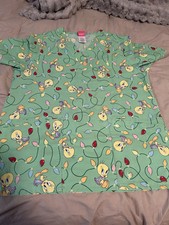 Looney Tunes Tweety Bird W/Christmas Lights Print Scrub Top Size Medium 8-10