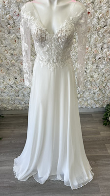 Long Sleeve Lace Wedding Dress Flowy Train Size 8 Ivory | eBay