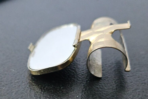 FOLD OUT MIRROR RING / VINTAGE LIPSTICK HOLDER / MIRROR. ONE SIZE. JAPAN - Picture 11 of 15