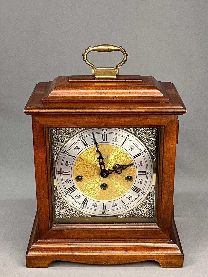 Timbre triple Howard Miller Franz Hermle Mvmt 340-020A, Alemania, 2 joyas Foto 2 de 4