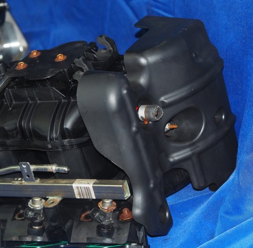 2007 2008 Chevy GMC 6.0L 6.2L V8 Engine Complete Intake Manifold Rectangle Port - Picture 8 of 12