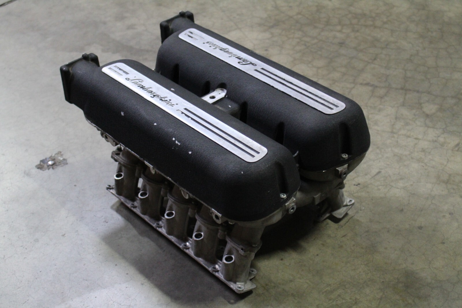 Lamborghini Gallardo, Intake Manifold, Complete, Scratches, Used, P/N 07L133151J