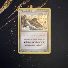 Island Cave 89/101 Hidden Legends Reverse Holo