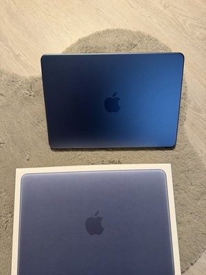 Apple MacBook Neo Indigo 13'' A18 Pro Chip 256GB SSD & 8GB RAM  NEU !!!