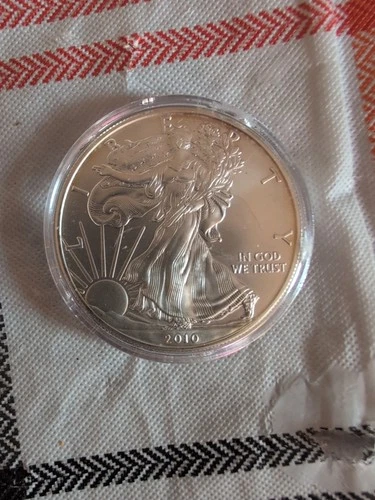 2010 1 Oz Silver American Eagle (Brilliant Uncirculated)