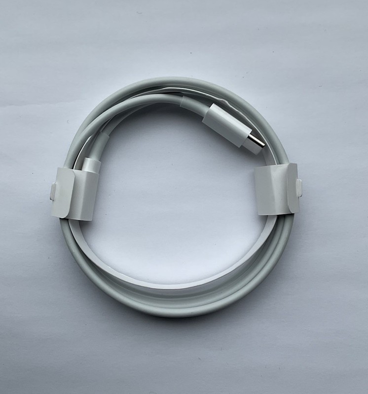 Apple 3.3 Feet (1 Meter) USB-C to Lightning Cable Cord - White NEW