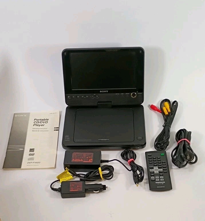 Dvp-fx820 8" Swivel Action Widescreen  Barely Used