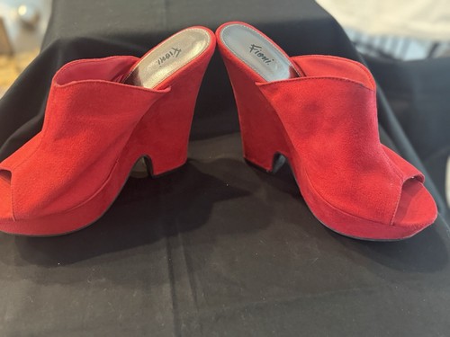 Fioni Wedge Heel Shoes Womens 7.5 Red Suede Wedge Slip On Casual Heels - Picture 6 of 18