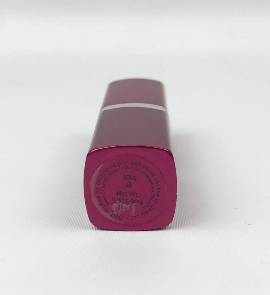 Lápiz labial vegano Arbonne About Face - Love Foto 2 de 4