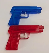 1980's Water Gun/Squirt Gun Made in Hong Kong Red & Blue
