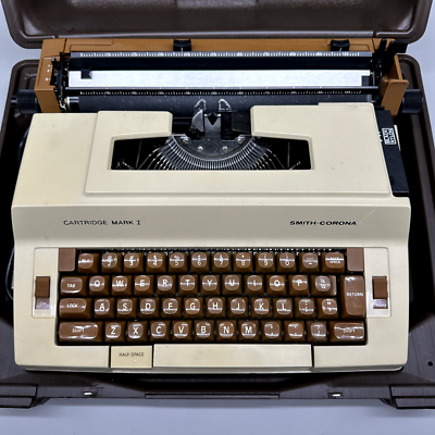Vintage Smith-Corona Cartridge Mark I Electric Typewriter w.Case