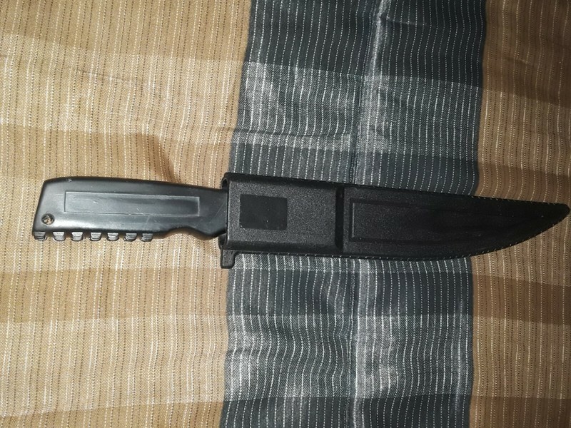 Stainless Steel Made in China Plastic Sheath Knife Kitchen Filet