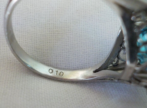 Precioso anillo solitario de platino de diamantes con topacio de Londres - 8,14 gms, talla 7, 11,39 quilates - Imagen 6 de 12