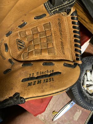 mojo mizuno left handed catchers mitt model gzm125fr 12.5 INCHES