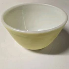 Vintage Pyrex Yellow 401 - 1 1/2 Pt. Small Primary Mixing Nesting Bowl USA Made