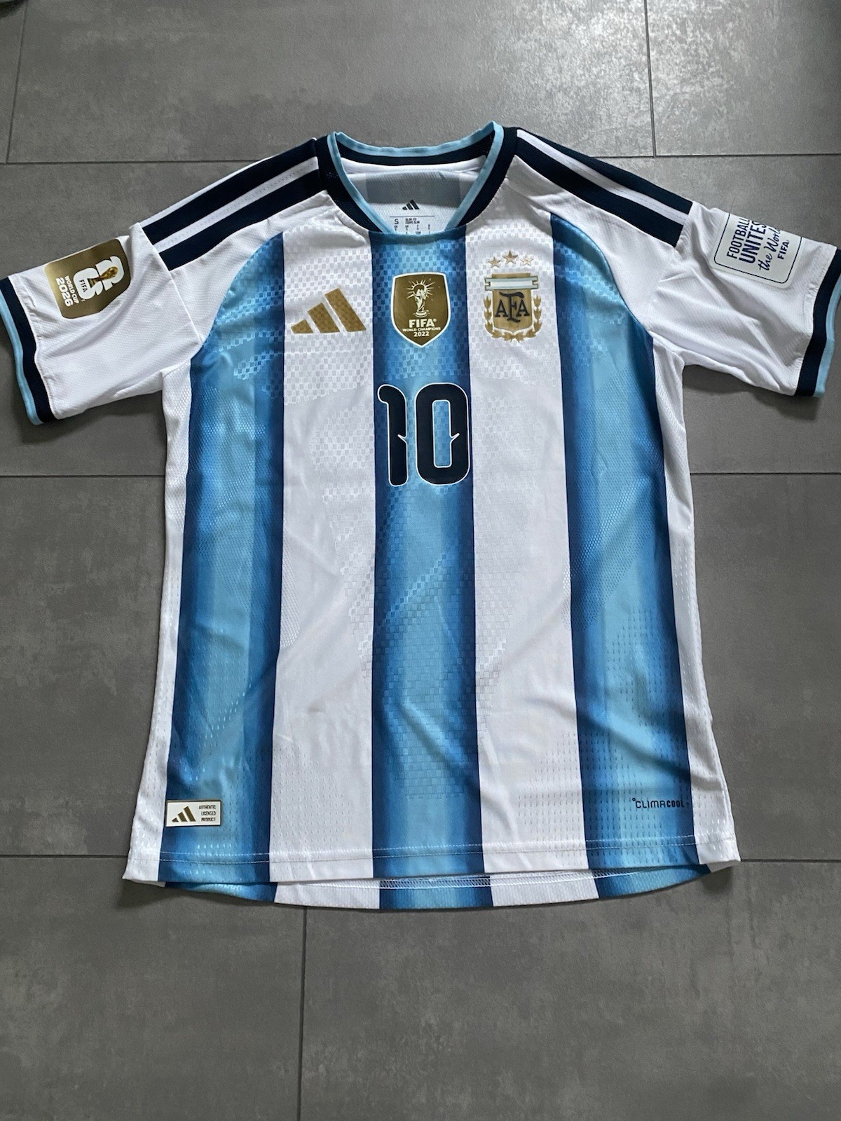 adidas Maillot Argentine Domicile coupe du monde 2026 plus de photo en priver