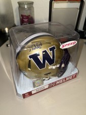 Jake Locker Cards and Memorabilia Guide 19