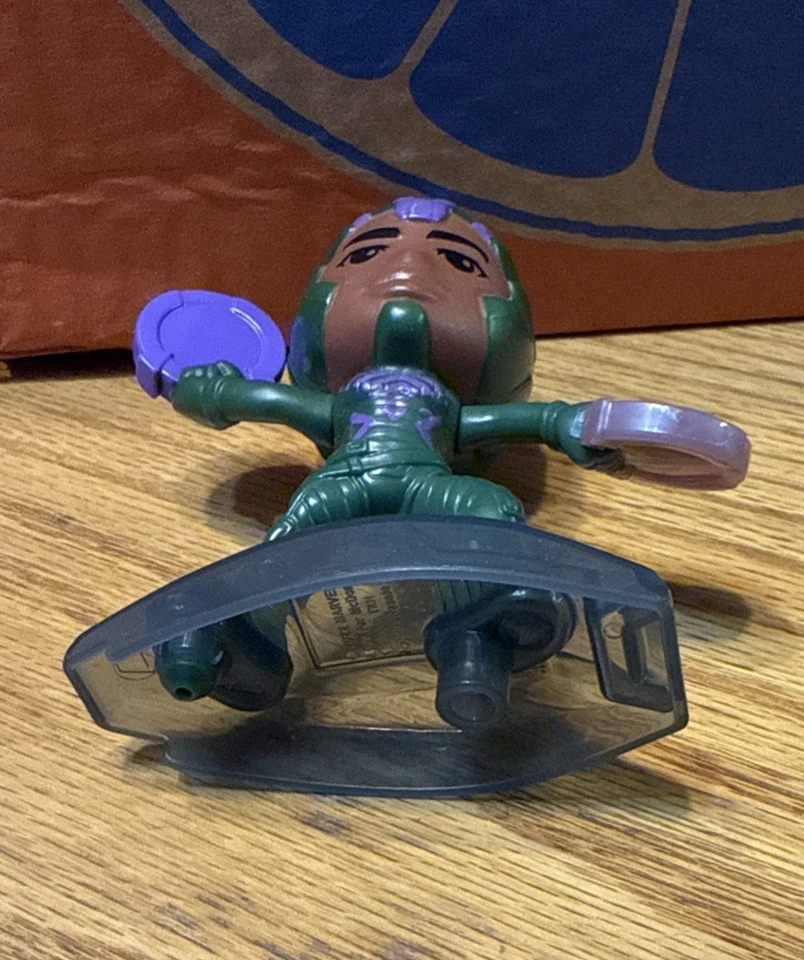 Nakia y Nomar de Black Panther Marvel Studios Wakanda Forever Foto 4 de 4