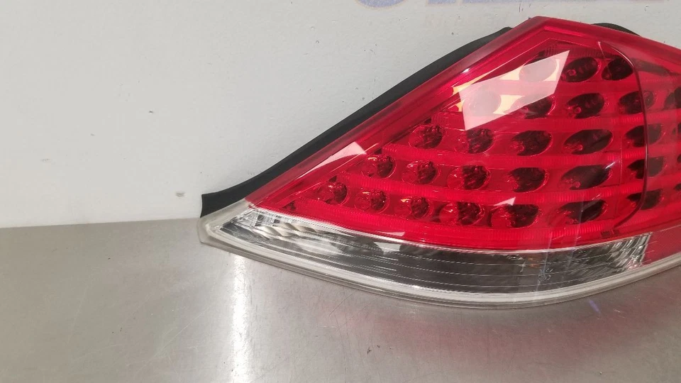 07 BMW M6 E63 CUARTO MONTADO LUZ TRASERA MONTAJE PASAJERO DERECHO Foto 2 de 4