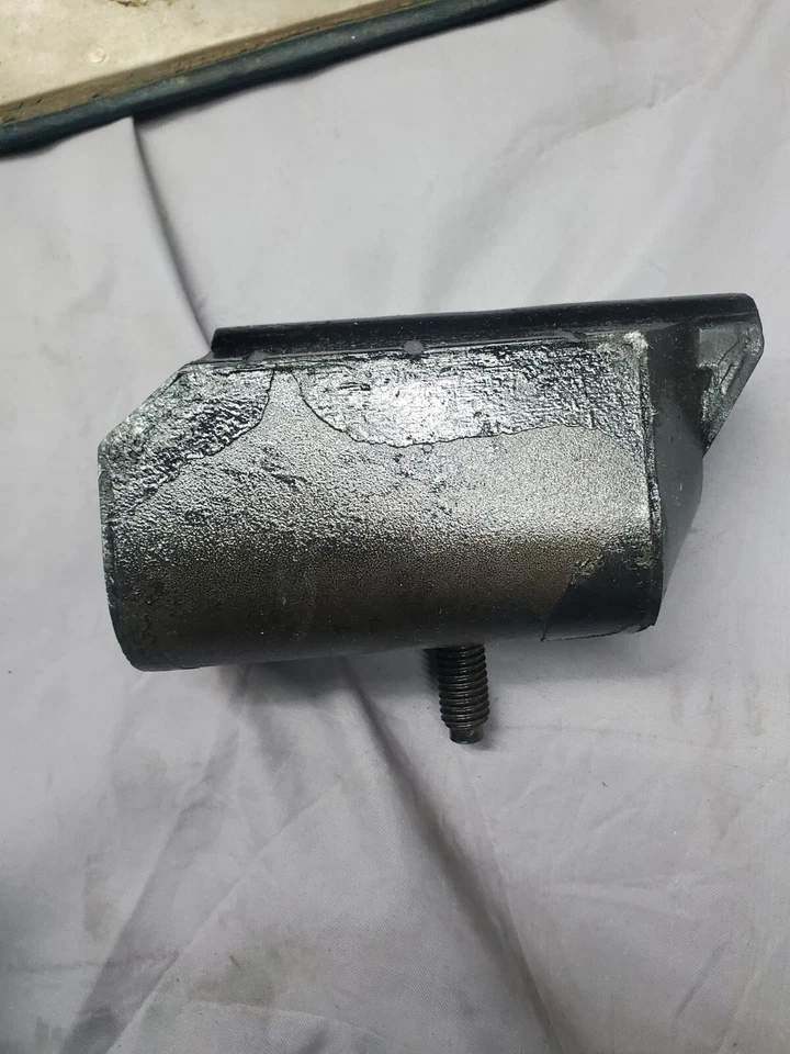 1968 1969 Lincoln Continental 460 Engine Mount C8VY6038A OR C8VY6038B - Image 4 of 4