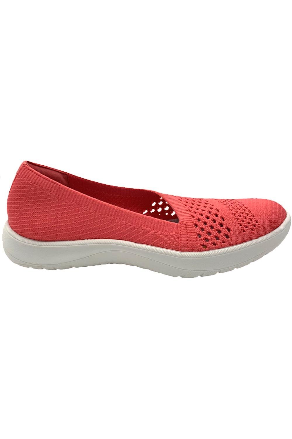 Моющиеся трикотажные слипоны Clarks Cloudsteppers Adella Moon Coral 5590₽