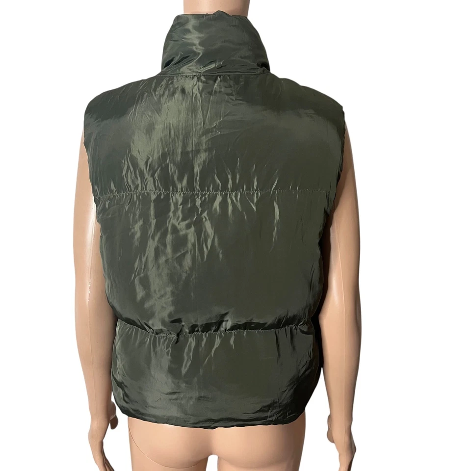 Жилет пуховик Charlotte Russe маленький оливковый шерпа с подкладкой на молнии стеганый зимний - Изображение 2 из 4