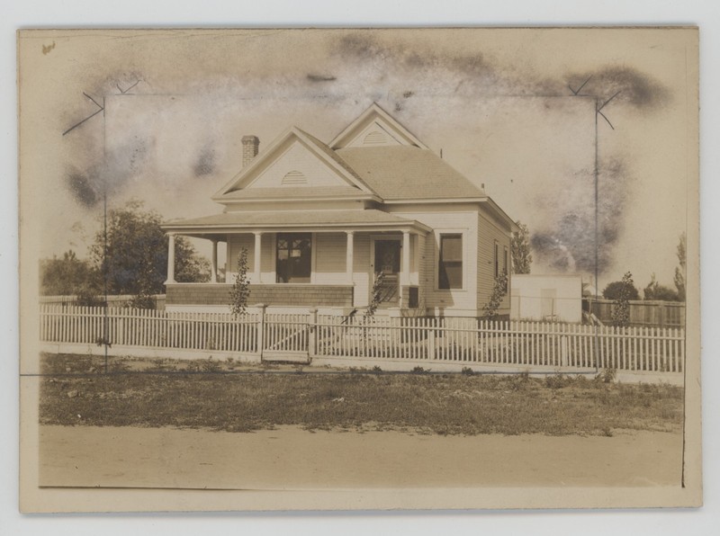 Vintage 1910s Reno NV Bungalow w/ Porch & Picket Fence For Rent Mounted Photo #1