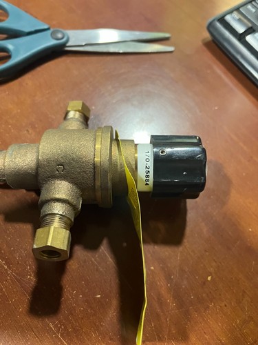 LEONARD VALVE  COMPANY  # 170 **** 3/8'' *** MIXING VALVE