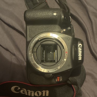 Canon EOS Rebel T3i 18MP DSLR w/ 18-55mm f/3.5-5.6 Lens, Black