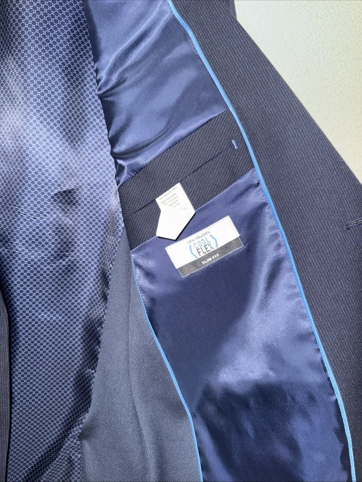 Van Heusen Cool Flex Men’s Navy Suit 38R Blazer & 32x32 Pants New With Tags - Image 4 of 4