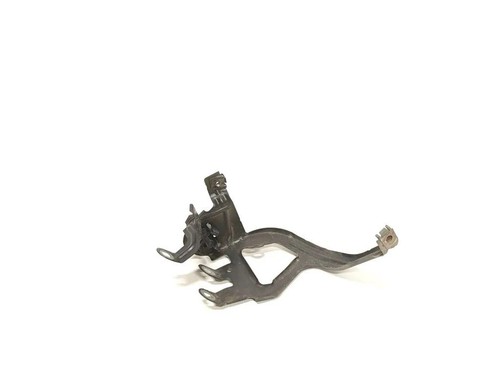 BMW 5 Touring F11 Kotflügelhalter vorne links 51767183752 7183752 3.00 34046307