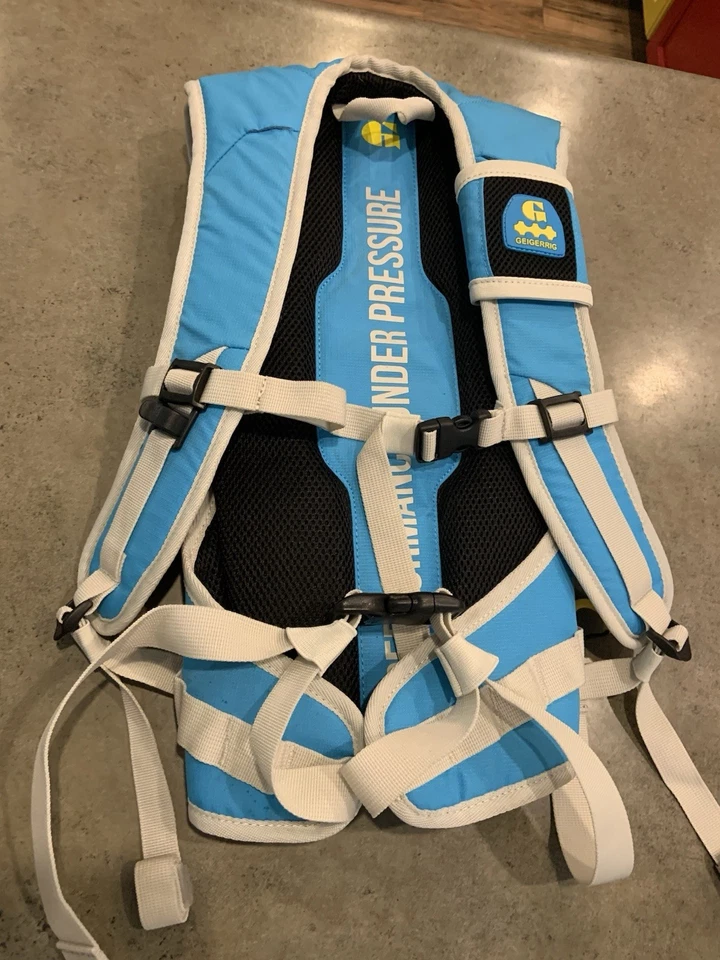 Рюкзак Geigerrig Rig 300 Hydration Новый с Ярлыками Отсутствует Гидратационный Пакет Пятна Frm Storag - Изображение 2 из 4