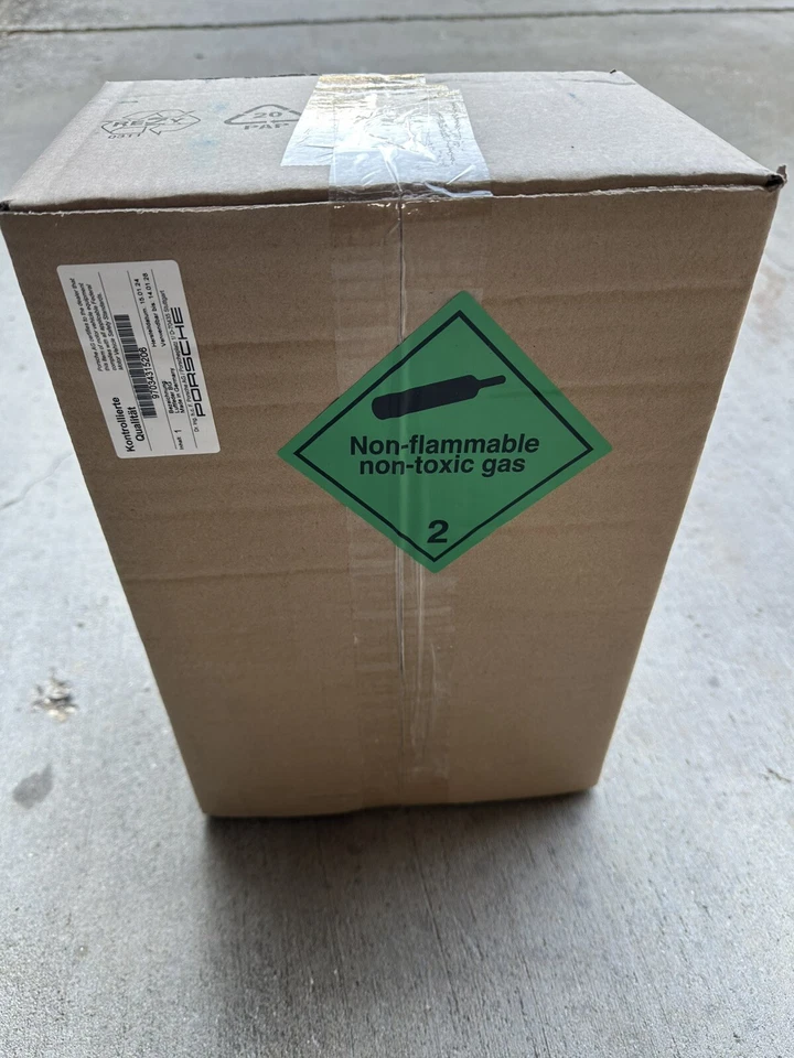 2010-2016 Porsche Panamera Front Air Spring Rh - Image 2 of 4