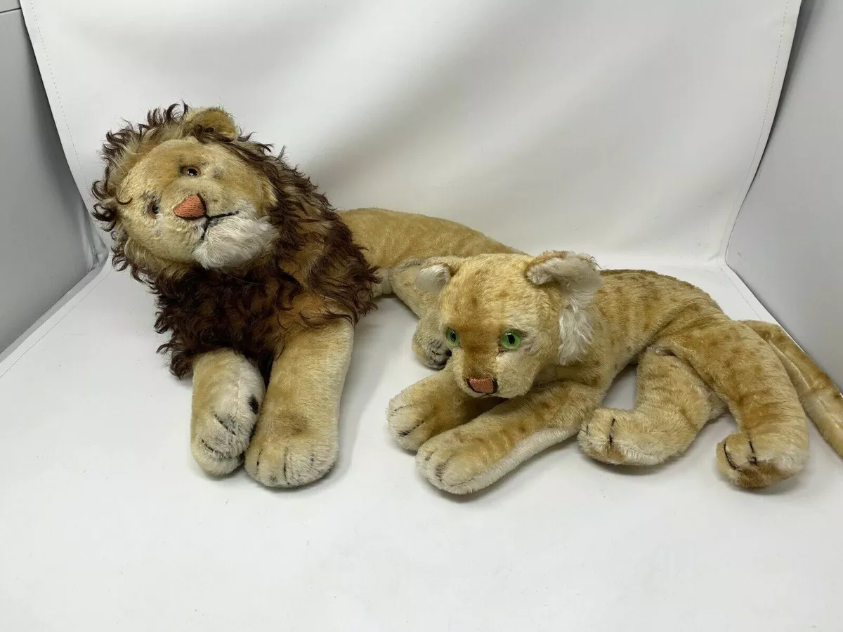 Steiff store lion vintage