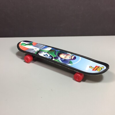 Disney Pixar Toy Story 3 Fingerboard Buzz Lightyear and Woody