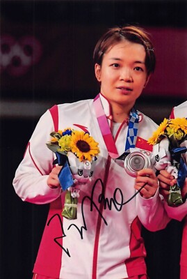 Chen Qingchen - CHN - Olympia 2020 - Badminton - Silber - Foto sig.