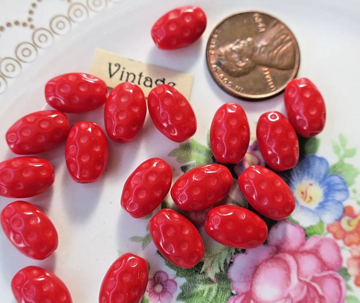 12 Vintage Glass Strawberry Beads, Dimpled beads, Berry Beads, Red #1472D
