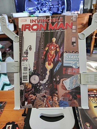 INVINCIBLE IRON MAN #9 2017 1ST PRINT  MARVEL COMICS - Afbeelding 1 van 8