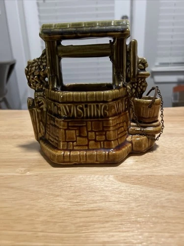 McCoy Pottery Wishing Well Planter  (with chain) Vintage USA 1950s