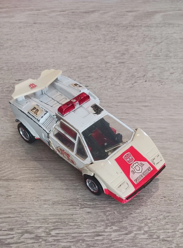 Rare Hasbro Takara Transformers G1 Red Alert Fire Chief Spares/Repair Toy Figure - Image 2 of 4